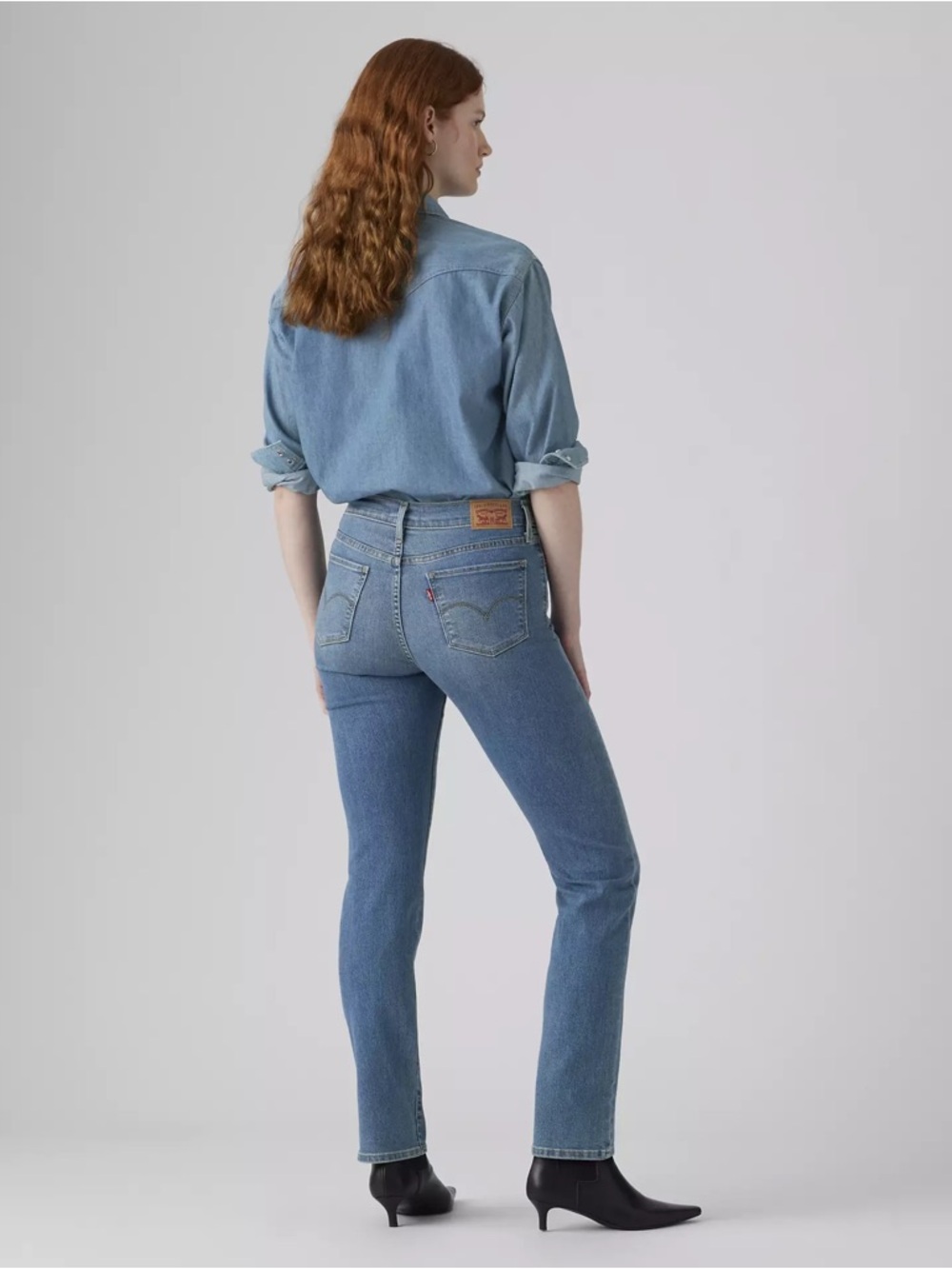 Levi’s 314 Shaping Straight Women’s Jeans